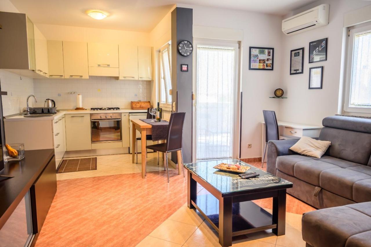 Apartment Charlie Rovinj Exterior foto